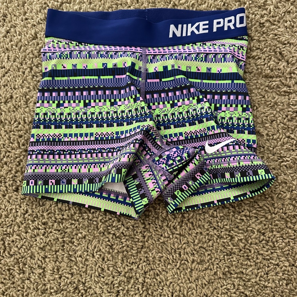 nike pros